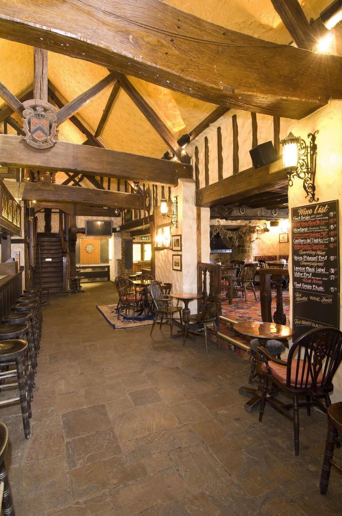 The Horseshoe Inn Herstmonceux Exterior foto