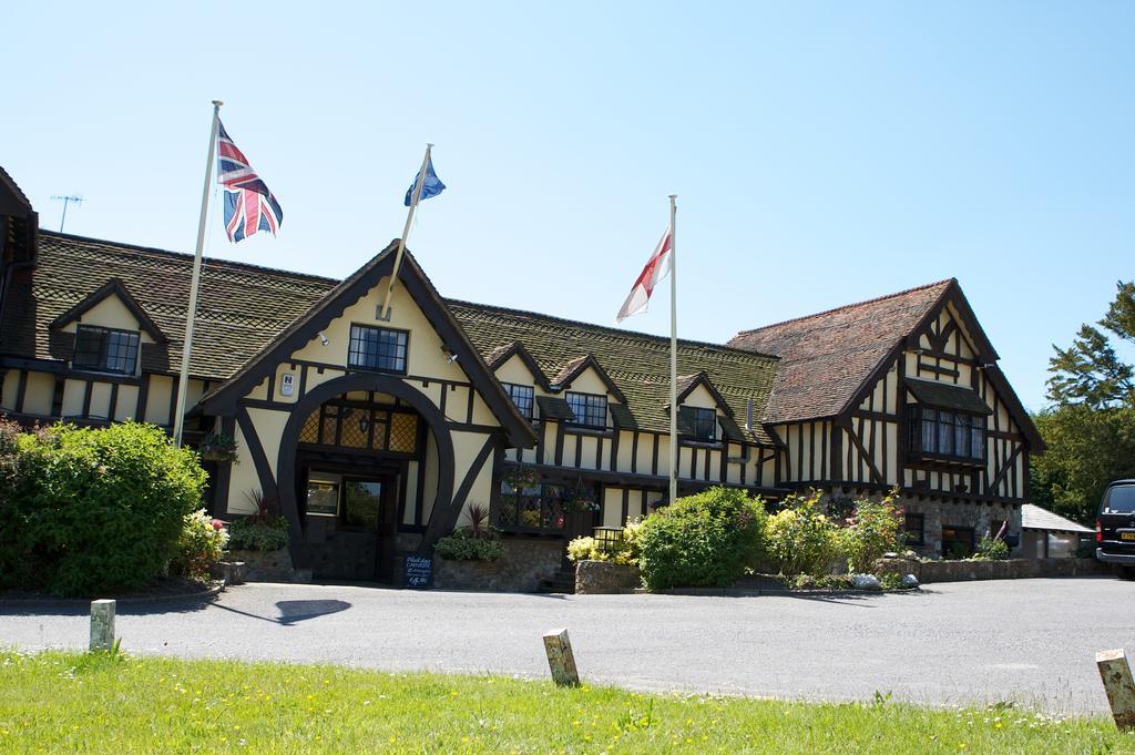 The Horseshoe Inn Herstmonceux Exterior foto